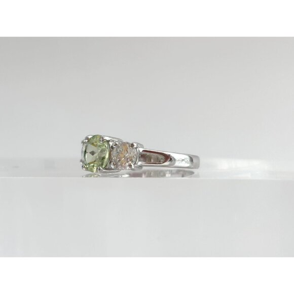 Peridot & CZ Gemstone Adorned Minimalist Sterling Silver 925 Vintage Ring - sz 7 - Picture 8 of 16